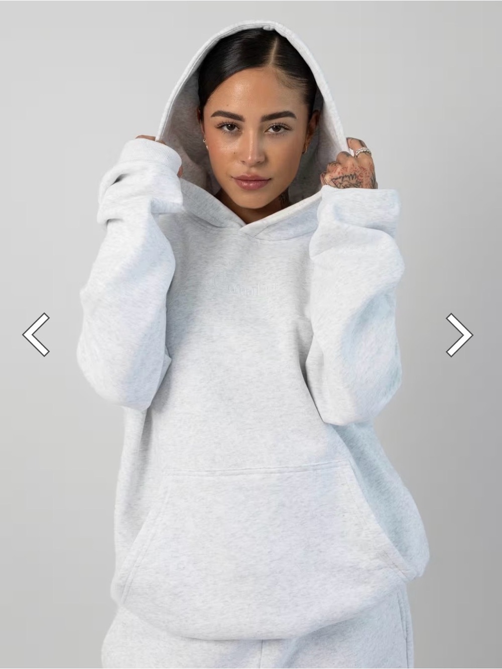 Signature Hoodie in Light Heather Grey